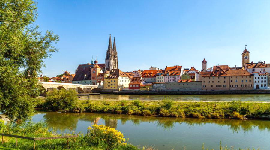 Top car rental options in Regensburg